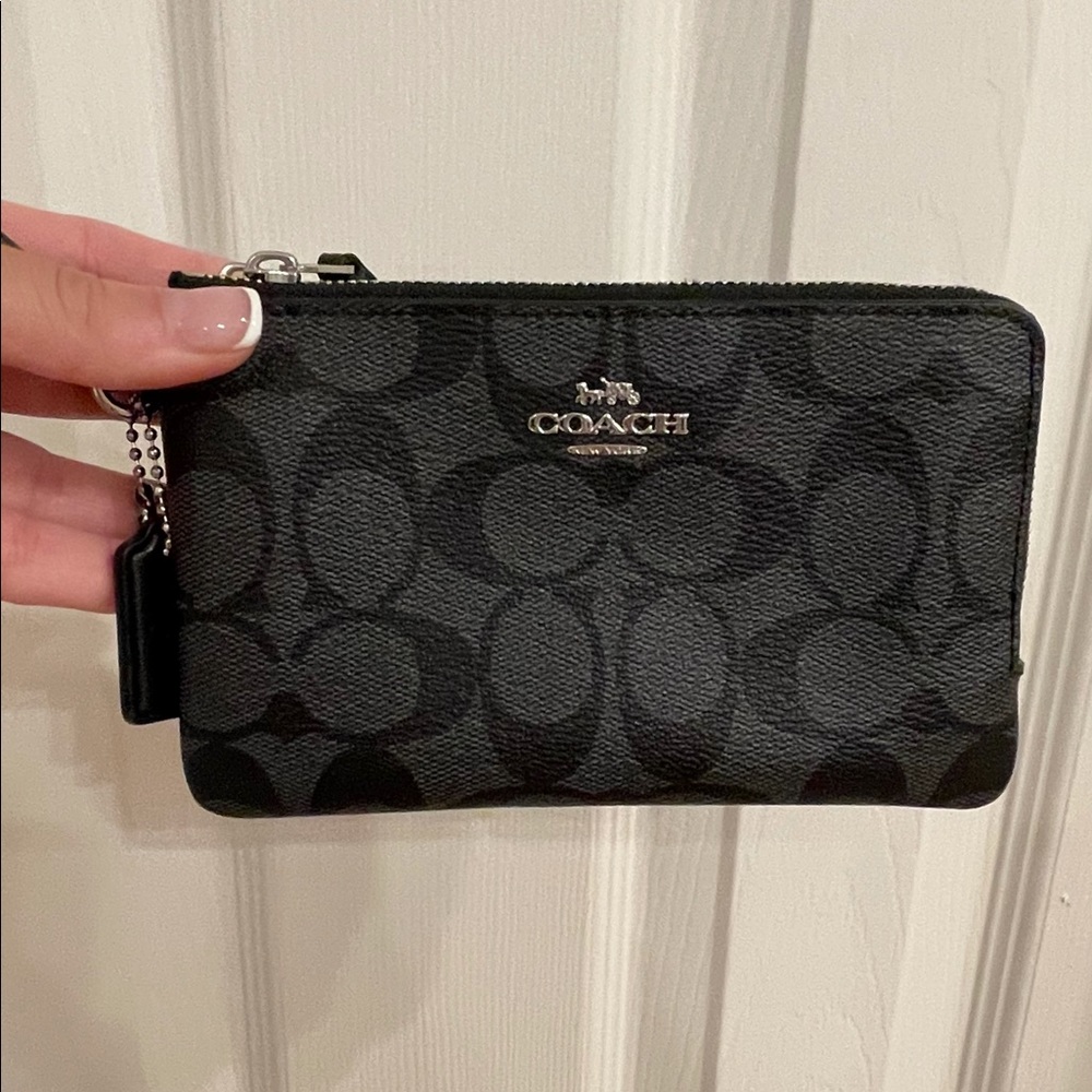 NWT Coach double pocket black wallet wristlet